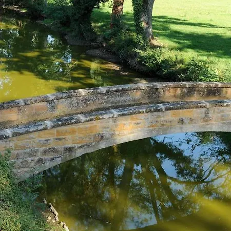 Chateau De La Venerie B&B 3*
