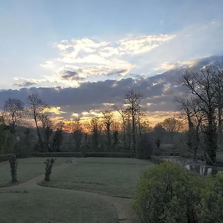 Chateau De La Venerie 3*