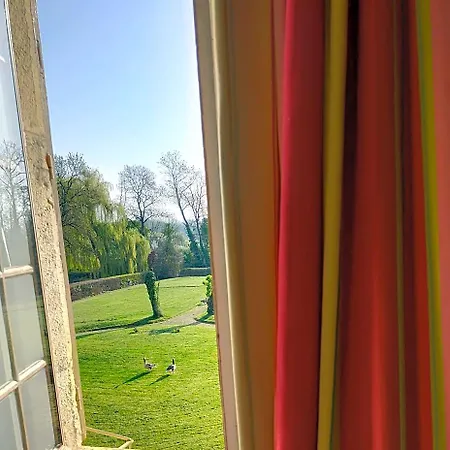 Bed & Breakfast Chateau De La Venerie