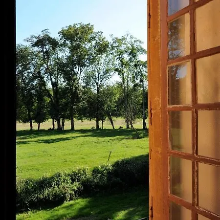 Chateau De La Venerie Denicé